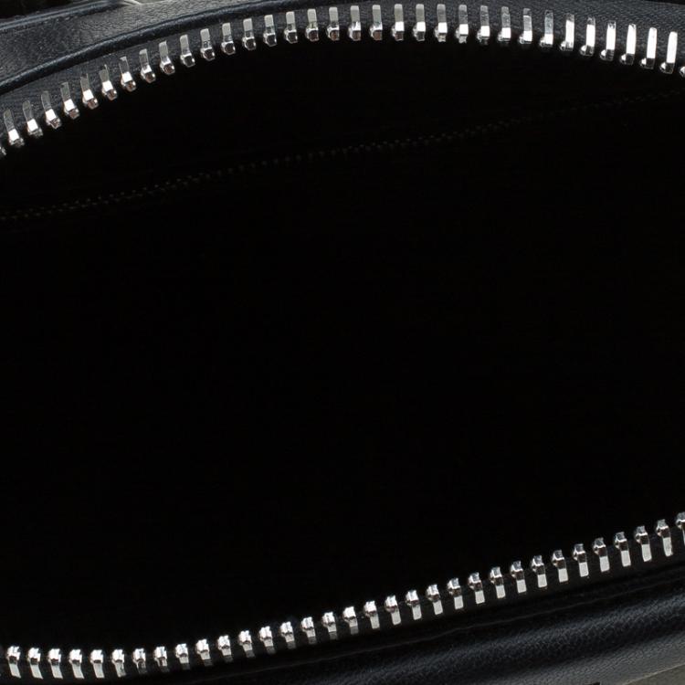 Givênchÿ Black Leather Small Antigona Satchel