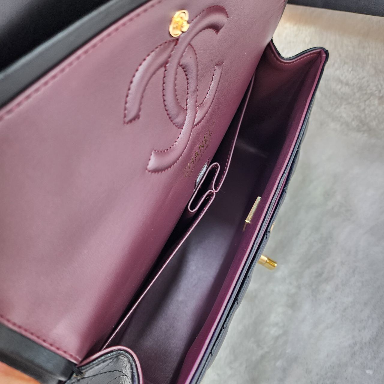 Sac CH@NEL Timeless/Classique en Cuir Noir - 102017