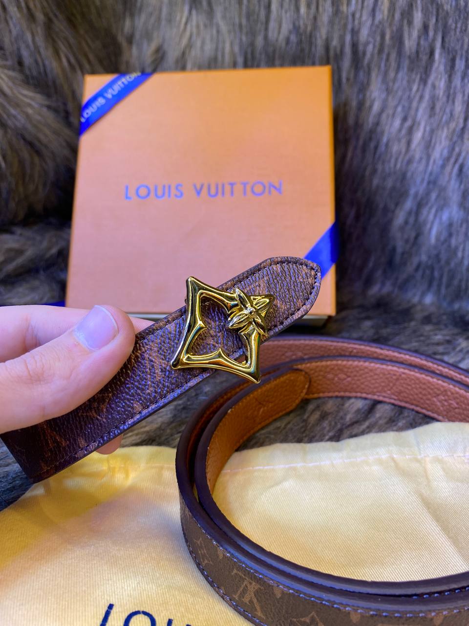 LV Flowergram 30mm Reversible Belt en cuir