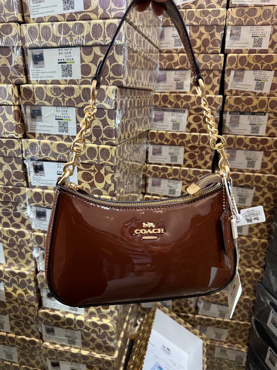 Co@ch Sac bandoulière Teri avec rivets