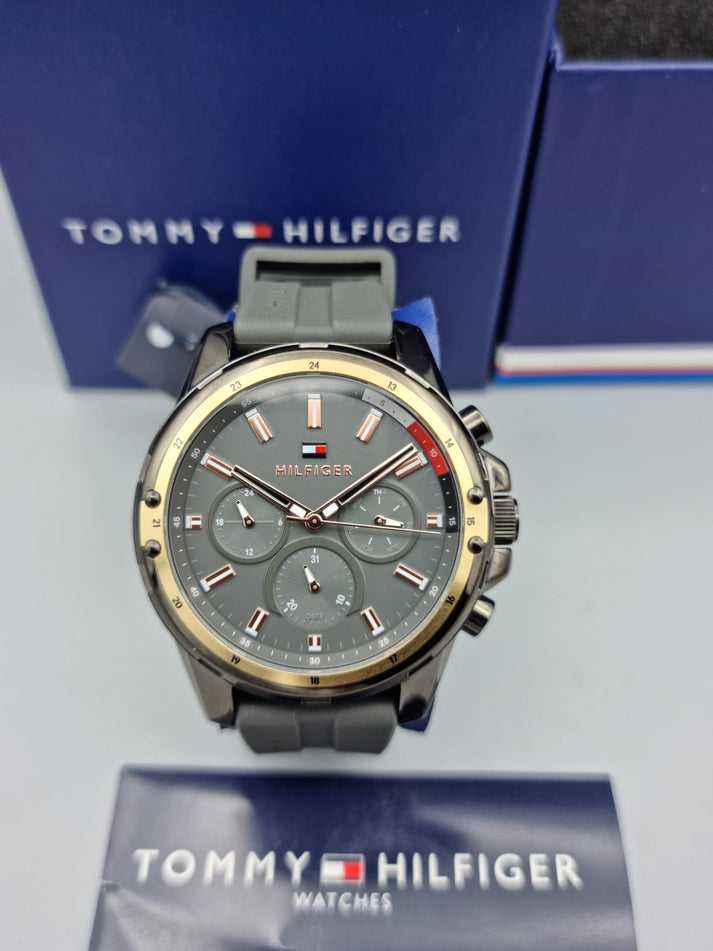 TMY Hilfiger Mens Quartz Silicone Strap Grey Dial