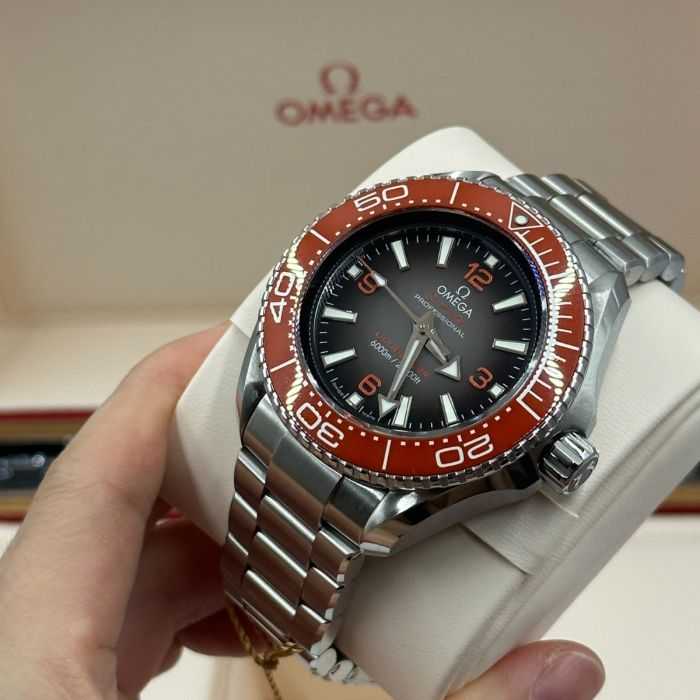 Omeg@
Seamaster / Planet Ocean