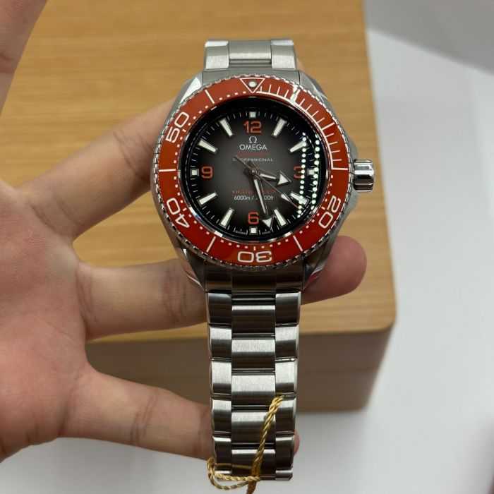 Omeg@
Seamaster / Planet Ocean