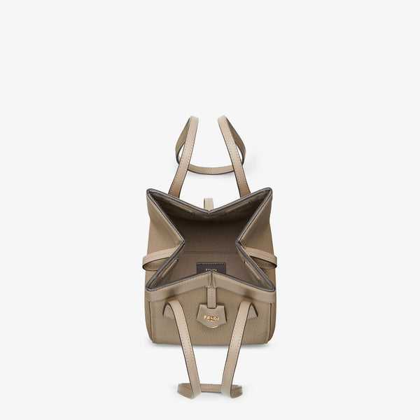 Fendi Sac Origami sac transformable en couleur taupe