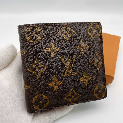 Conscient
LV Pre-Owned