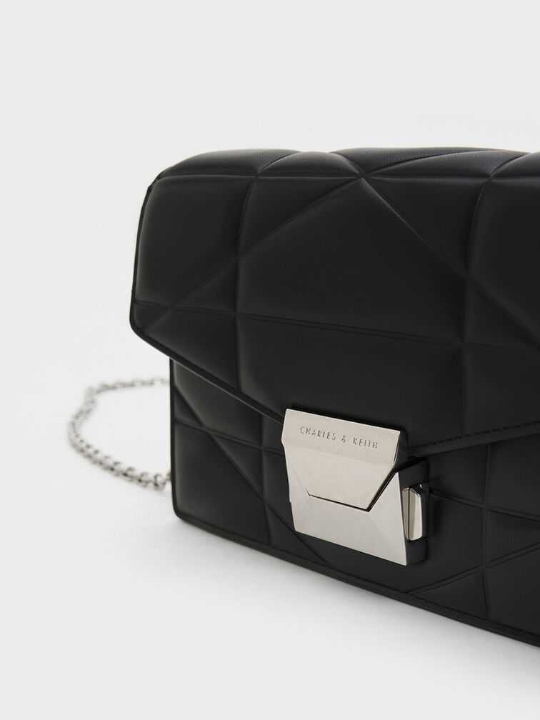 Blanche Chevron Chain-Strap Clutch - Noir