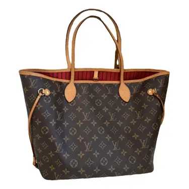 LV Cabas Neverfull
Très bon état
Marron