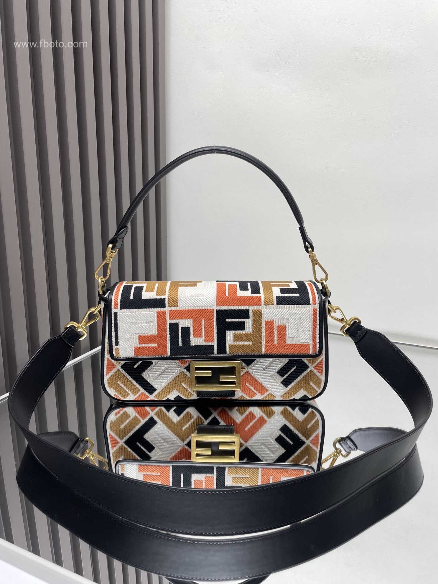 Fêndï Medium Baguette Bag In FF Motif Canvas Multicolor