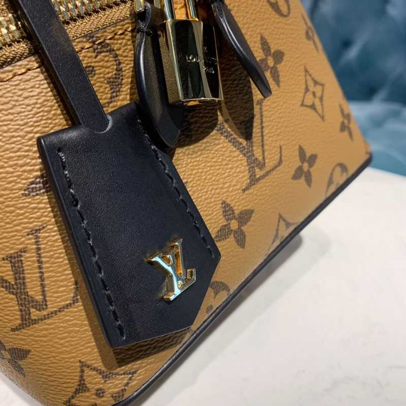 LV Monogram Vanity PM M42264