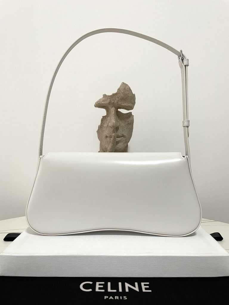 CELINE MEDIUM LOLA BAG BLANC