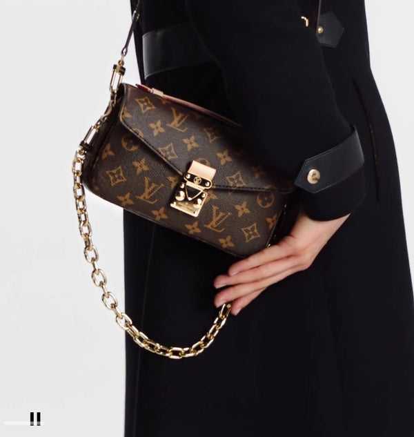 LV Pochette Métis East West Bag For Women