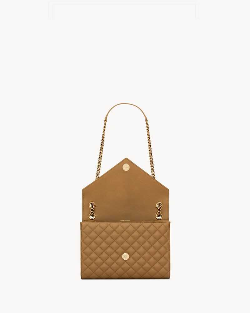 YSL ENVELOPE MEDIUM d’agneau MATELASSÉ
DARK CORK