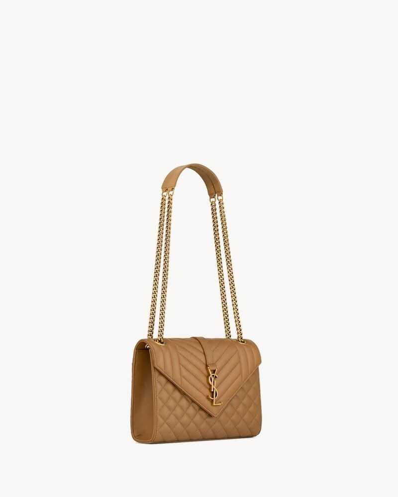 YSL ENVELOPE MEDIUM d’agneau MATELASSÉ
DARK CORK