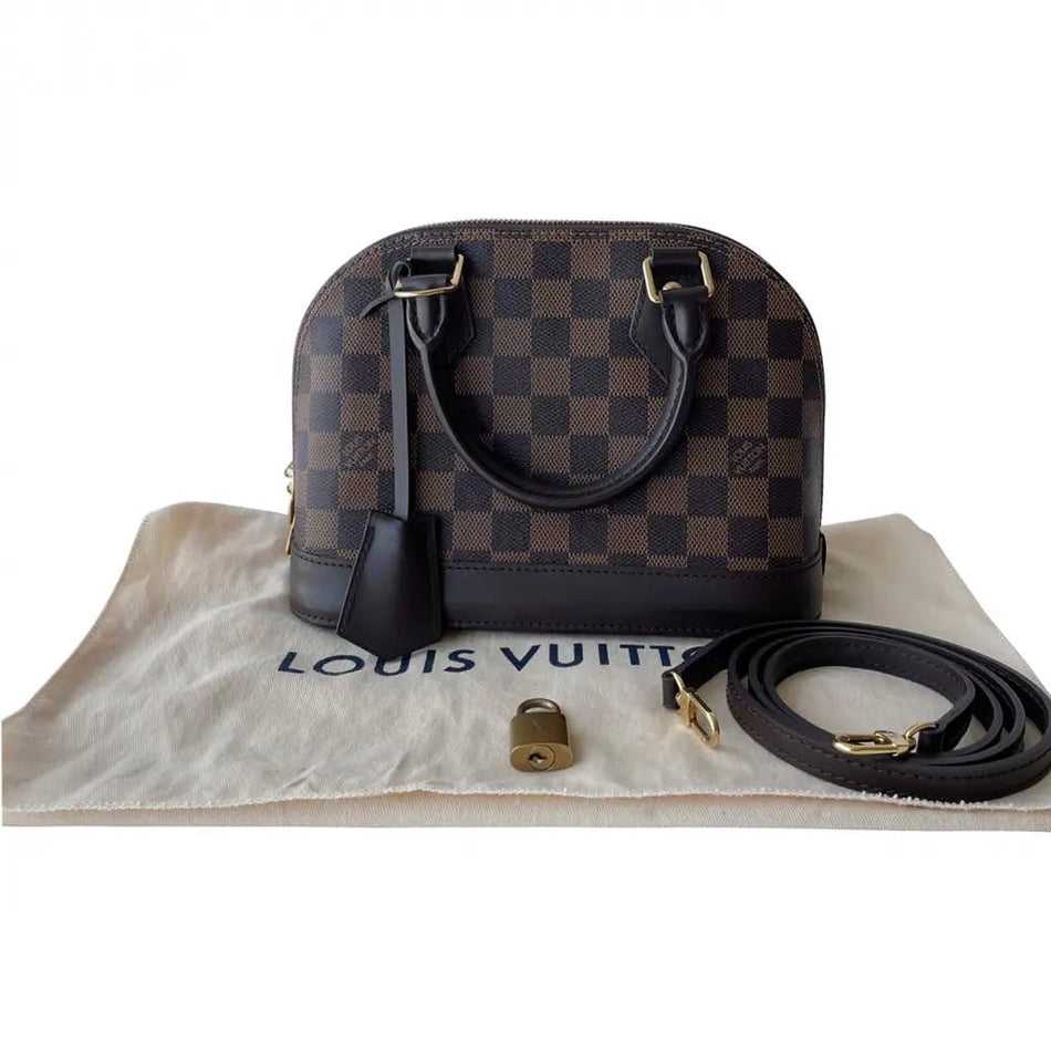 LV Sac à main Alma BB 
Marron