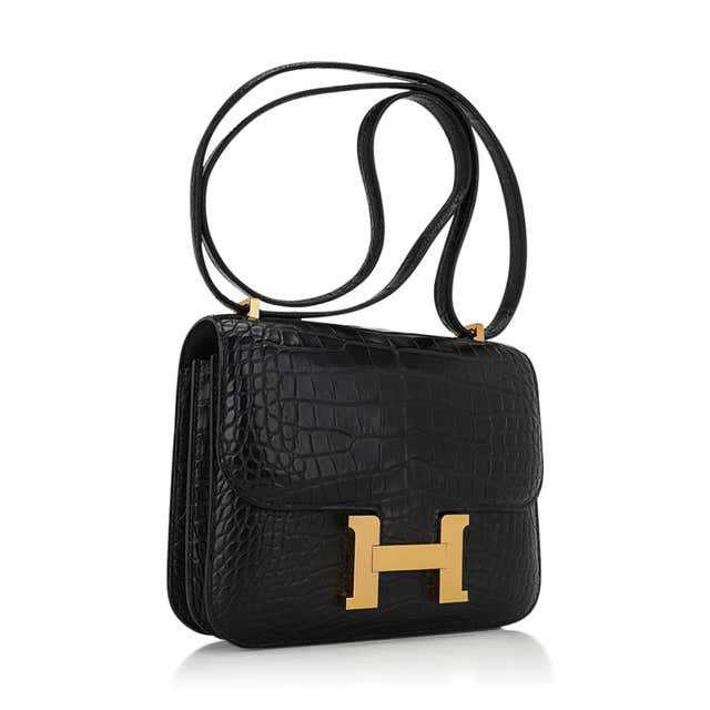 HRMS Constance 18 Sac Alligator noir mat Quincaillerie or et miroir