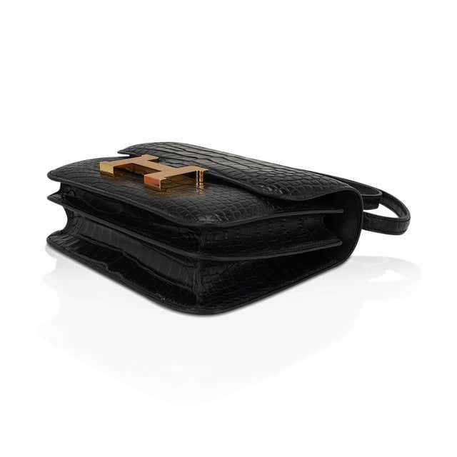 HRMS Constance 18 Sac Alligator noir mat Quincaillerie or et miroir