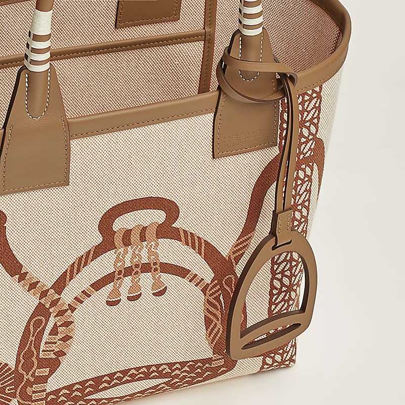 HRMS Steeple 25 bag