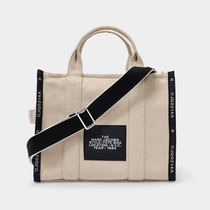 M@rc Jacôbs 
The Medium Tote Bag Jacquard