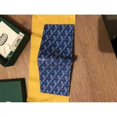 Goyard
Portefeuille Victoire
Bleu