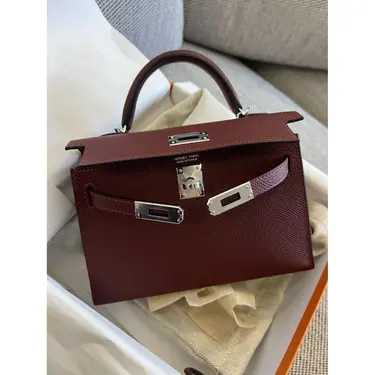 HRMS
Sac à main Kelly Mini
Rouge