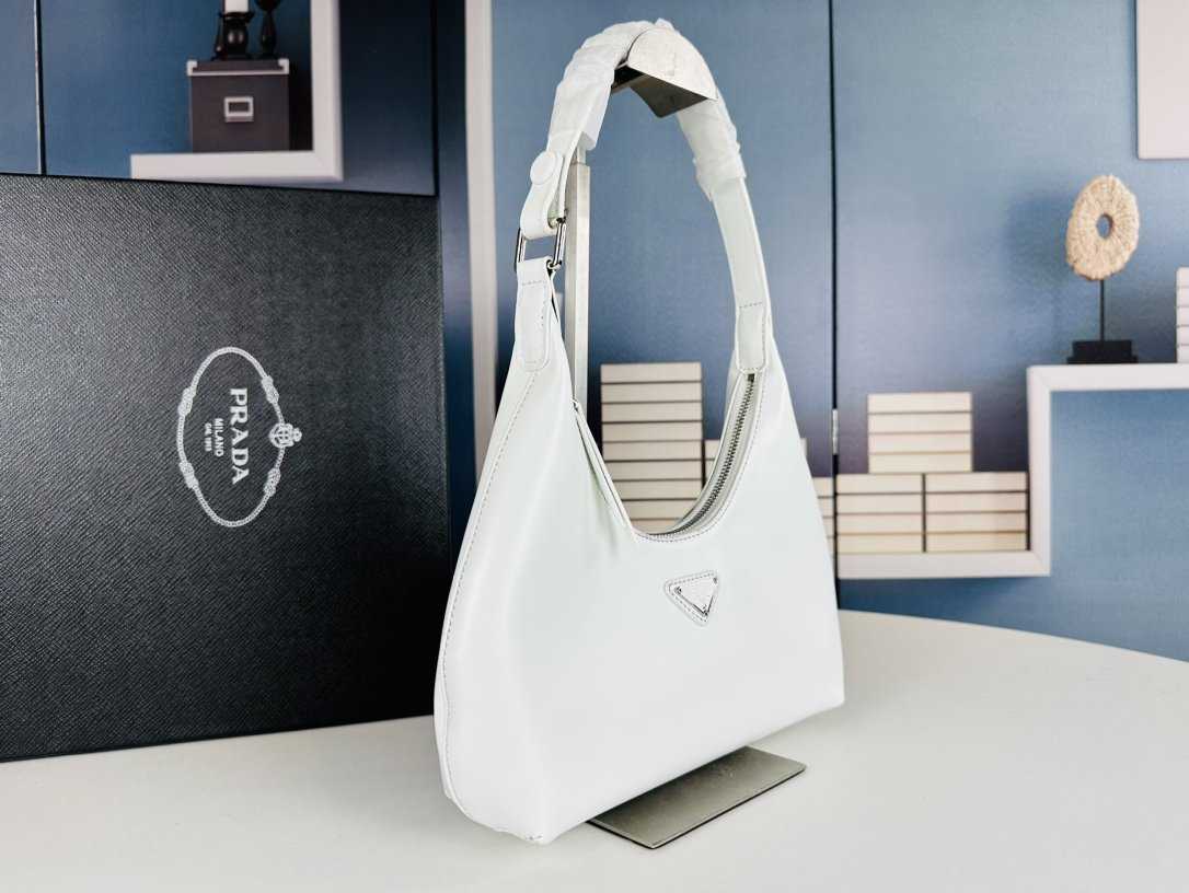 PR@DA SHOULDER BAG