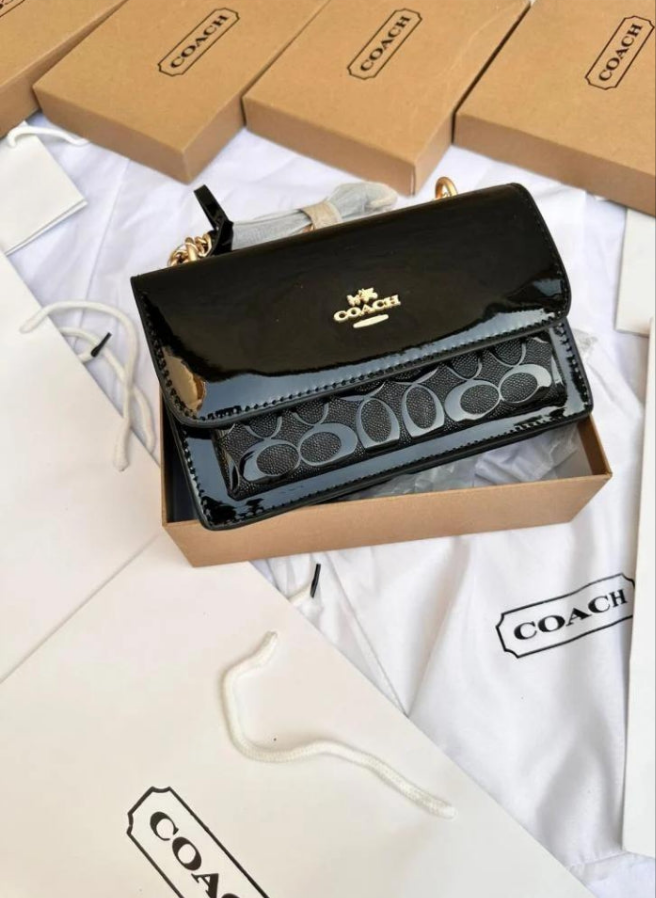 Co@ch Porté-croisé Klare signature