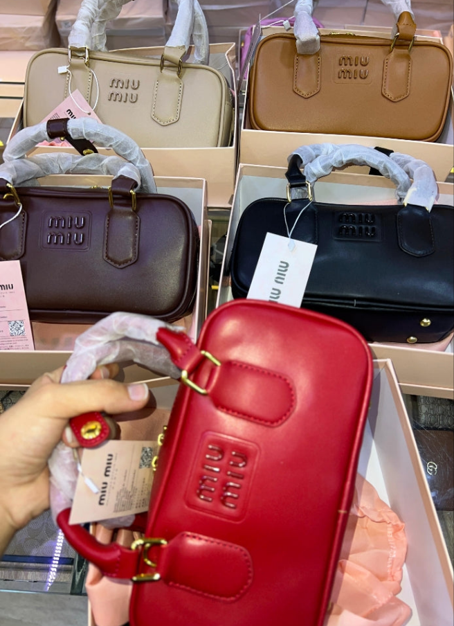 MIÛ MIÜ 
sac cabas Arcadie