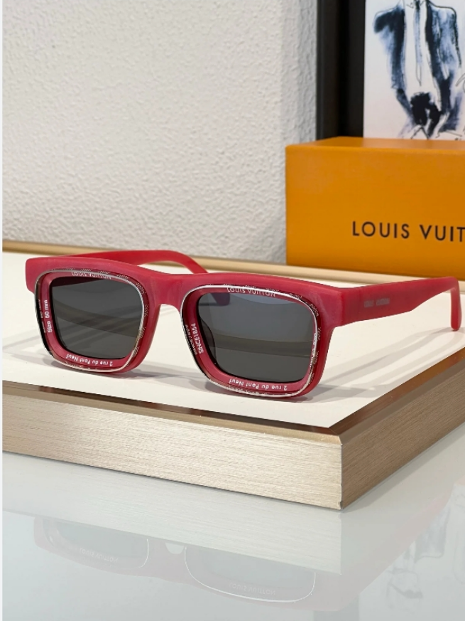 L&V Z2442U Super Vision Square Sunglasses pour femmes ✨