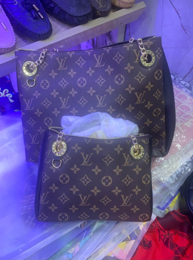LV Sac cabas Surène Beige