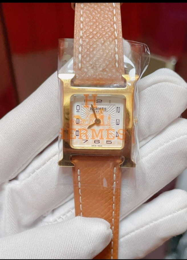 Montre Heure H, Moyen modèle, 30 mm