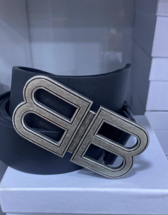 B@lenciaga Leather belt with logo