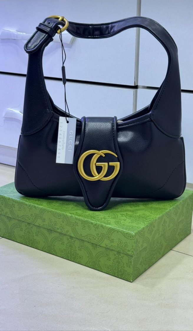 GG
Cartable Aphrodite
Noir