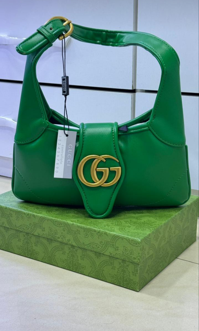 GG
Cartable Aphrodite
Noir