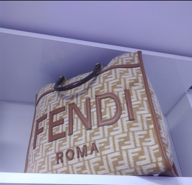 Fêndï 
Sunshine tote bag