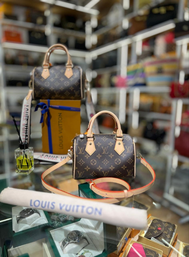 LV Sac Speedy Bandoulière 20