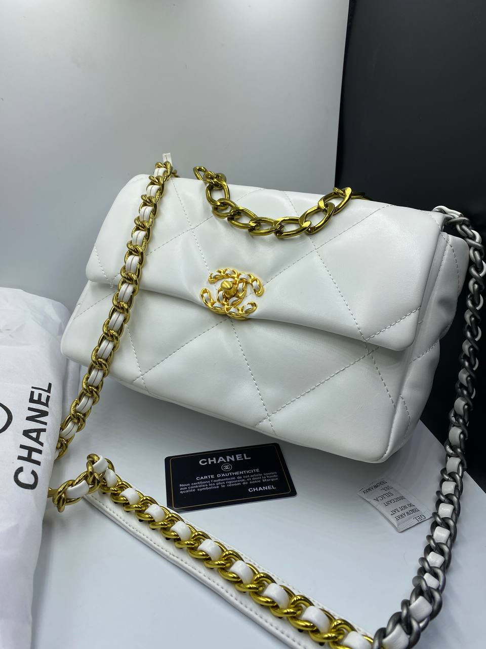 Ch@nel
Sac à main Chanel 19 Très bon état, Blanc