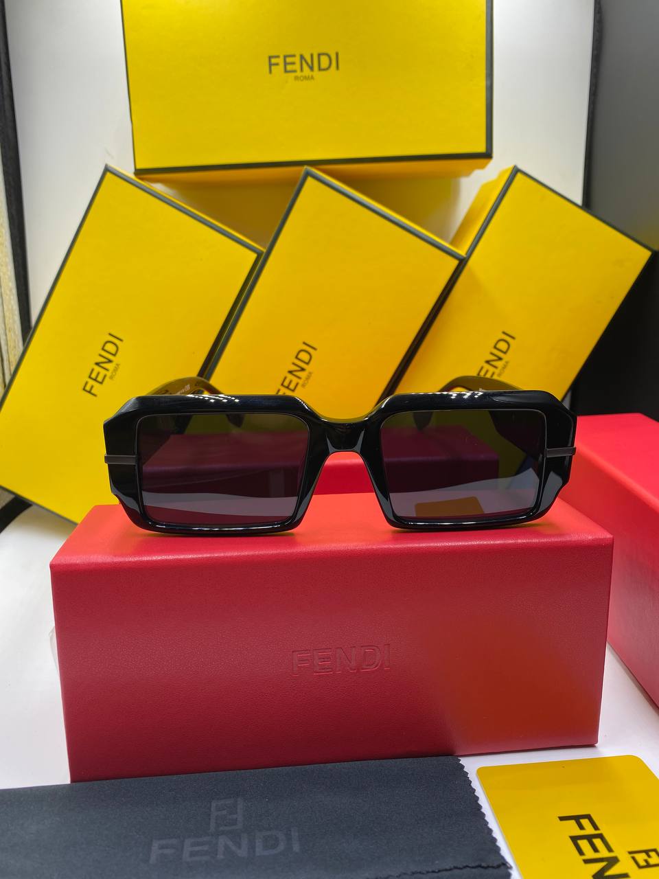 LUNETTES FEN&I FE40073U LOGO PLASTIQUE NOIR NEW SUNGLASSES