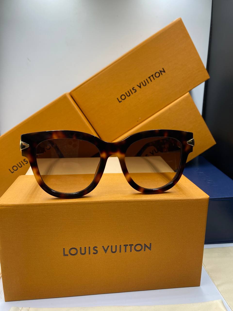 LV Lunettes de soleil pour femmes