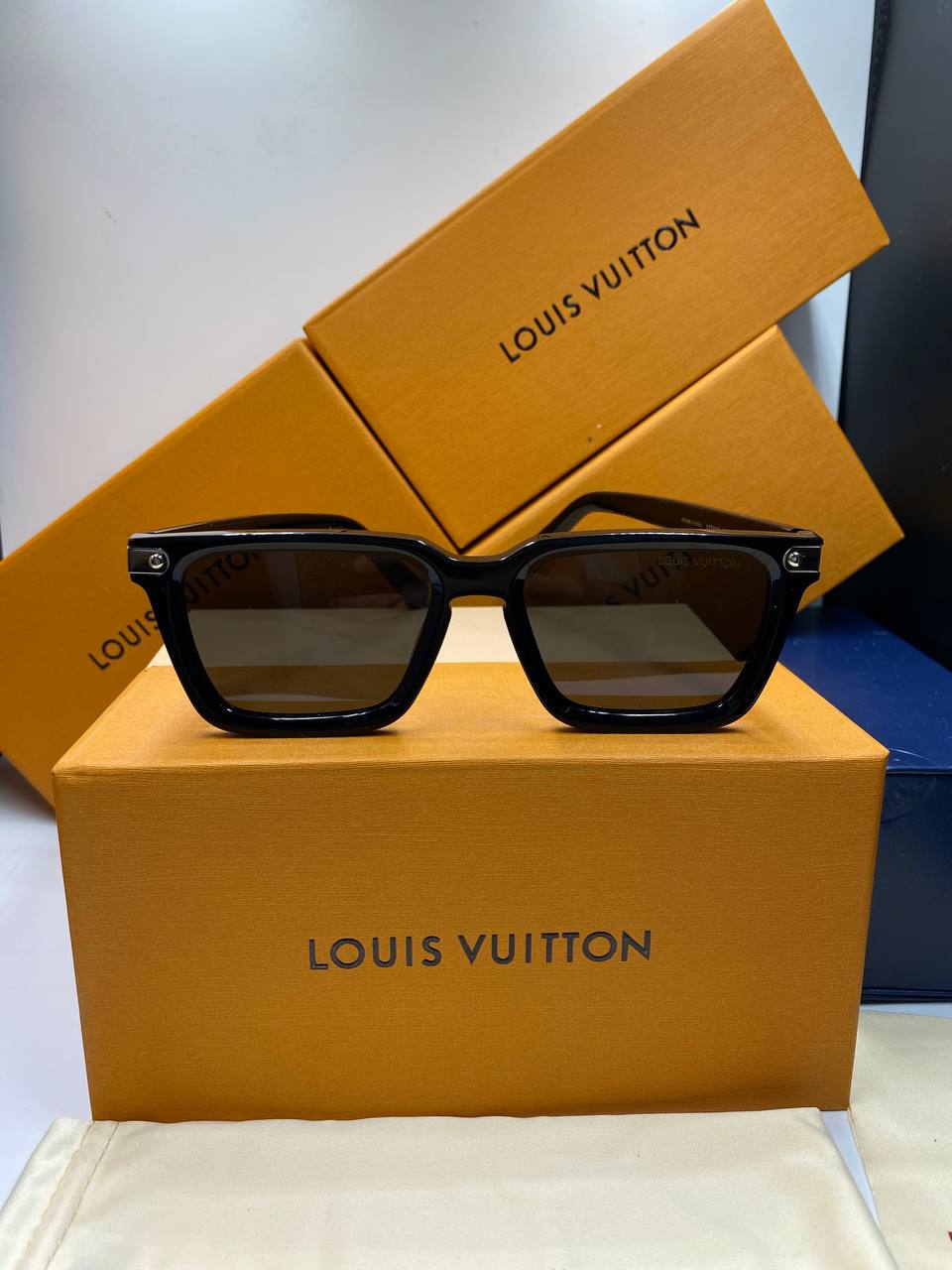 LV Lunettes de soleil pour femmes