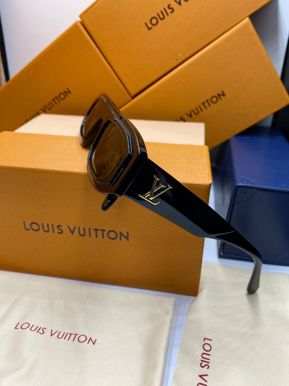 LV Lunettes de soleil pour femmes