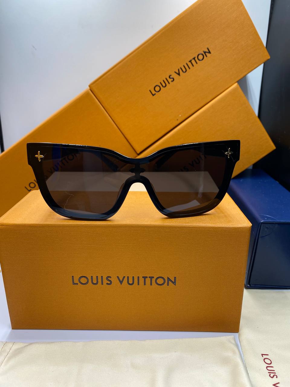L&V My Monogram Soft Cat Eye Sunglasses pour femmes