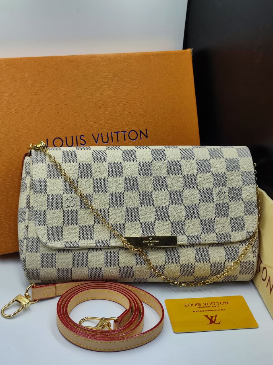 LV Sac à main Favorite Damier MM