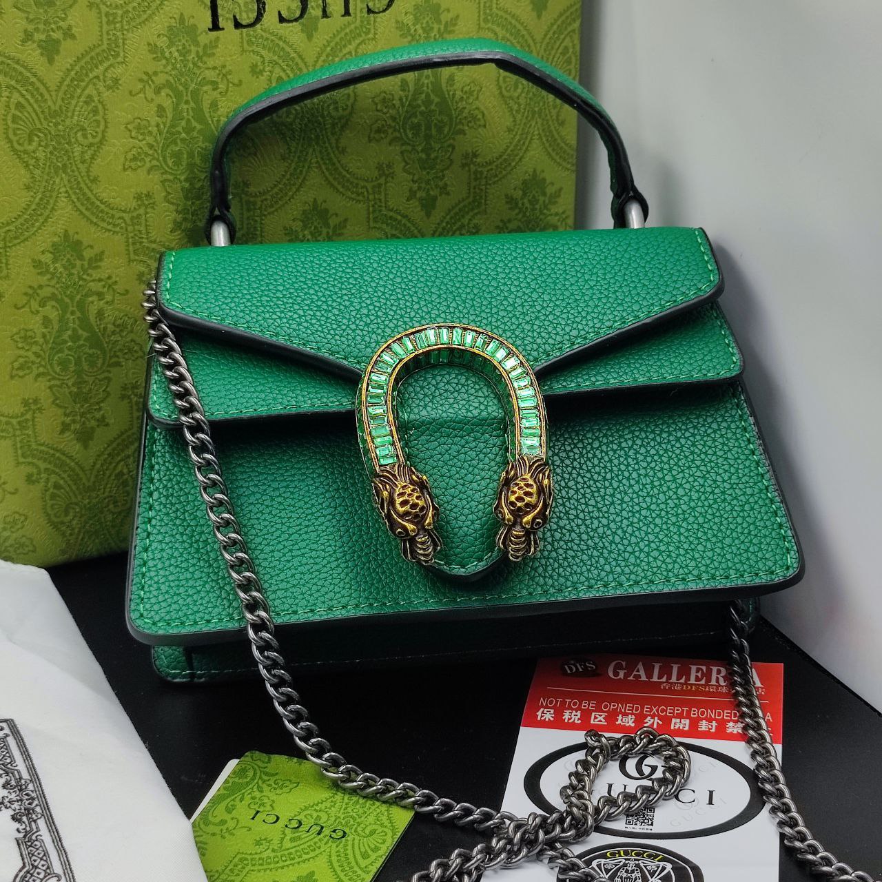 GG Sac Dionysus, Vert