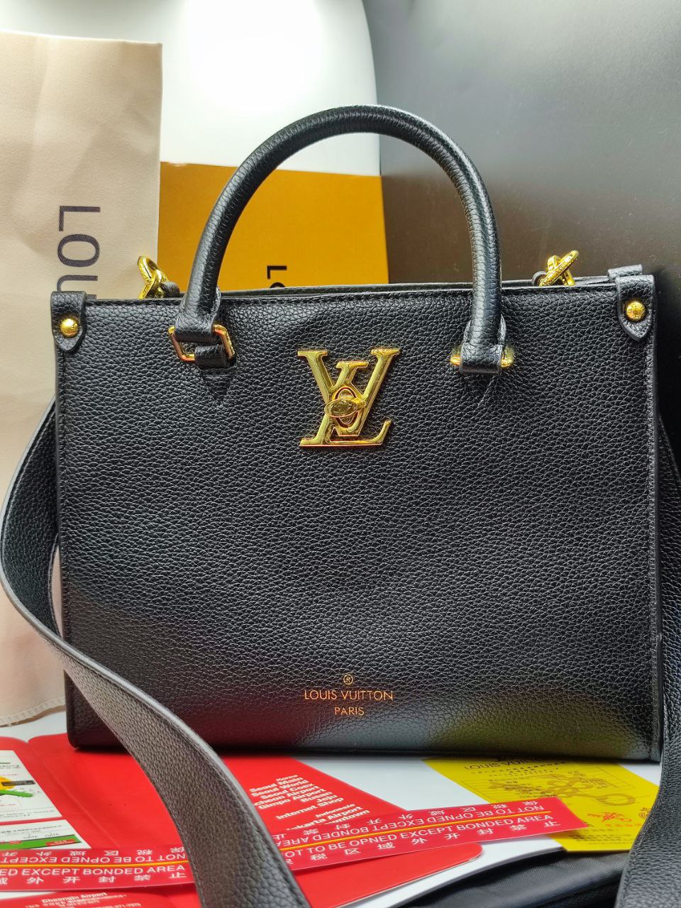 LV Sac Lock & Go