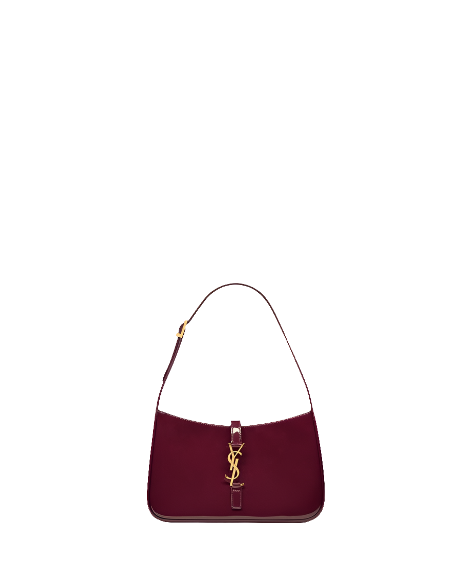 YSL le 5 à 7 verni
DARK RED WINE