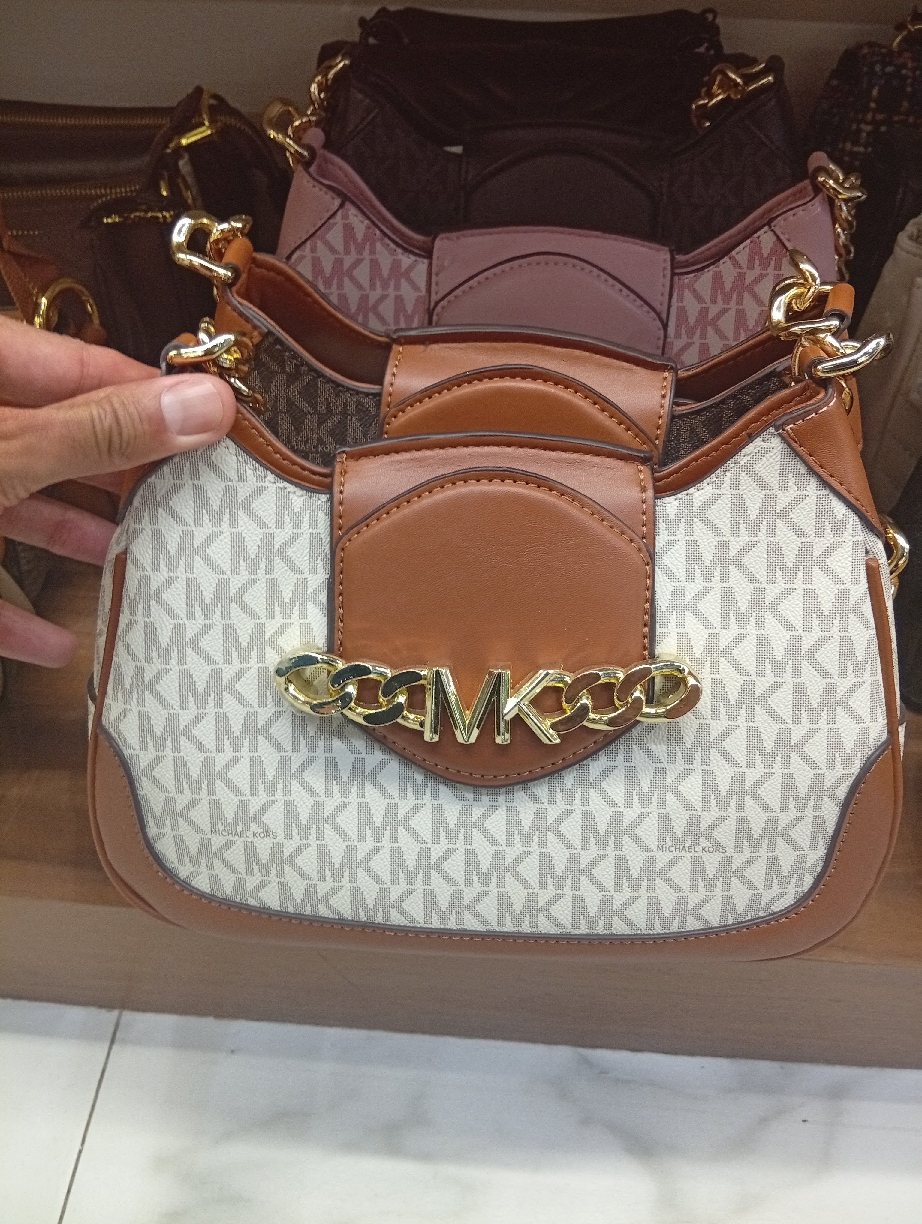 MK Petit sac à bandoulière avec logo signature Hally, Blanc/gland