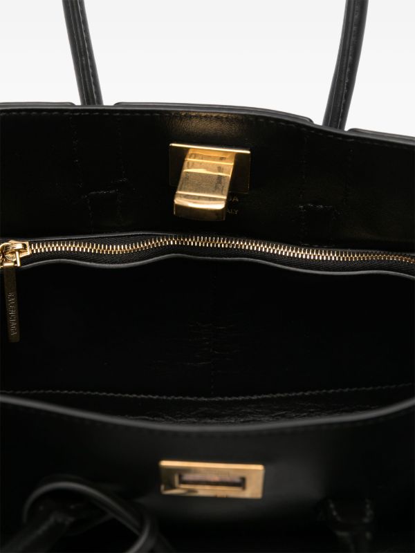 B@lenciaga
mini sac à main Bel Air