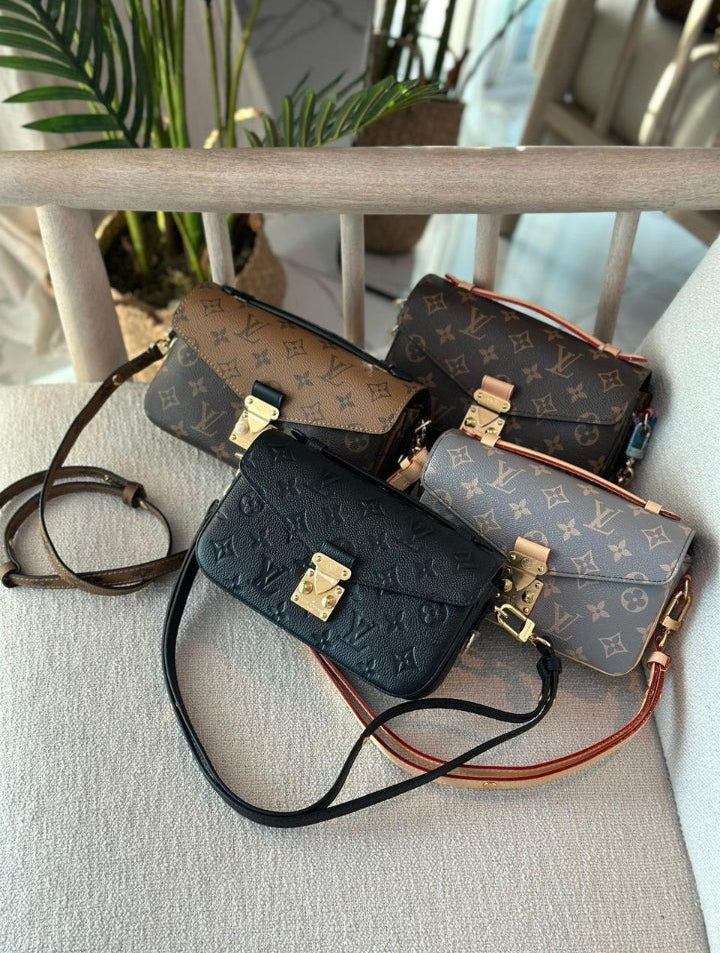 Pochette Métis East West En cuir