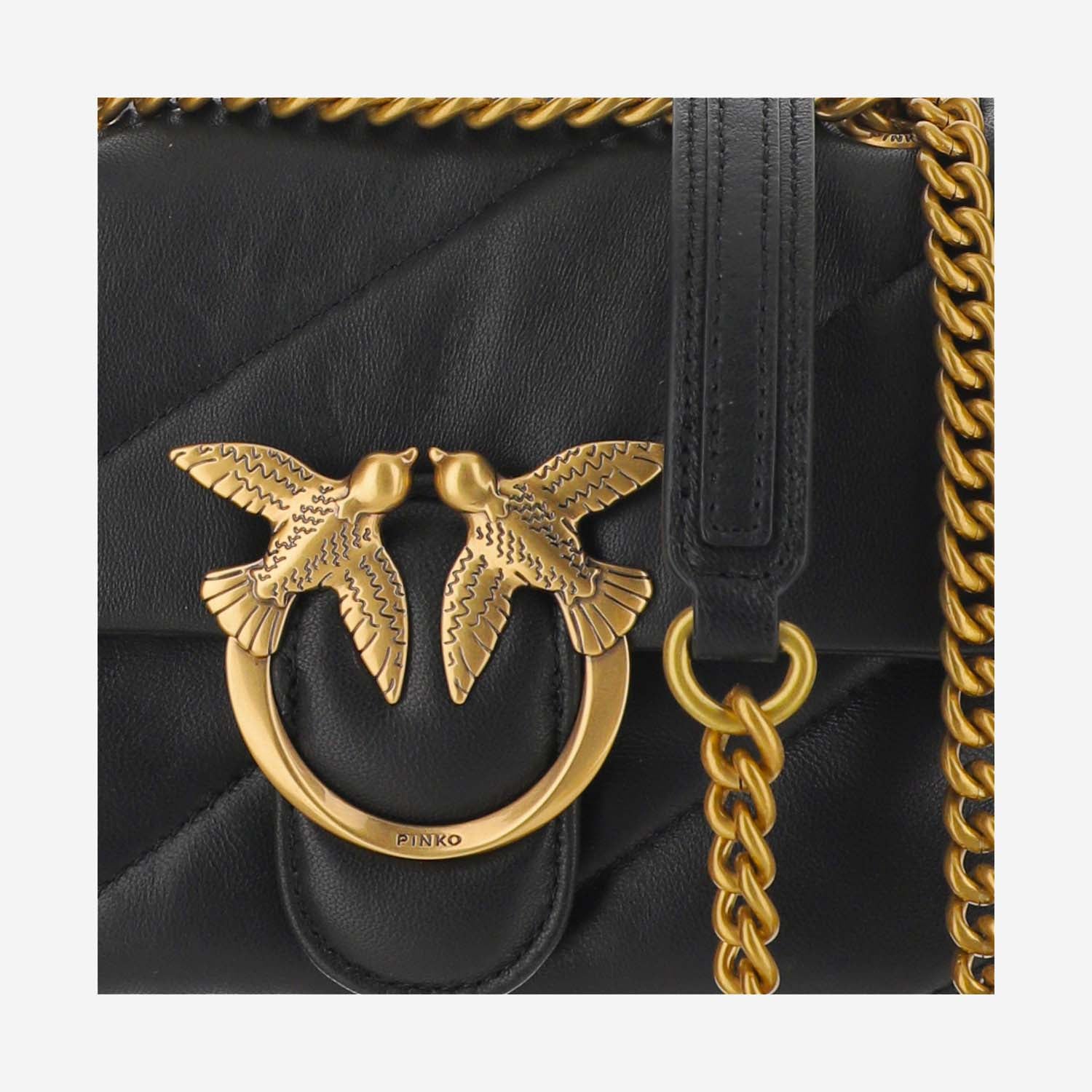 Pïnkô 
Pïnkô Love Mini Puff Bag