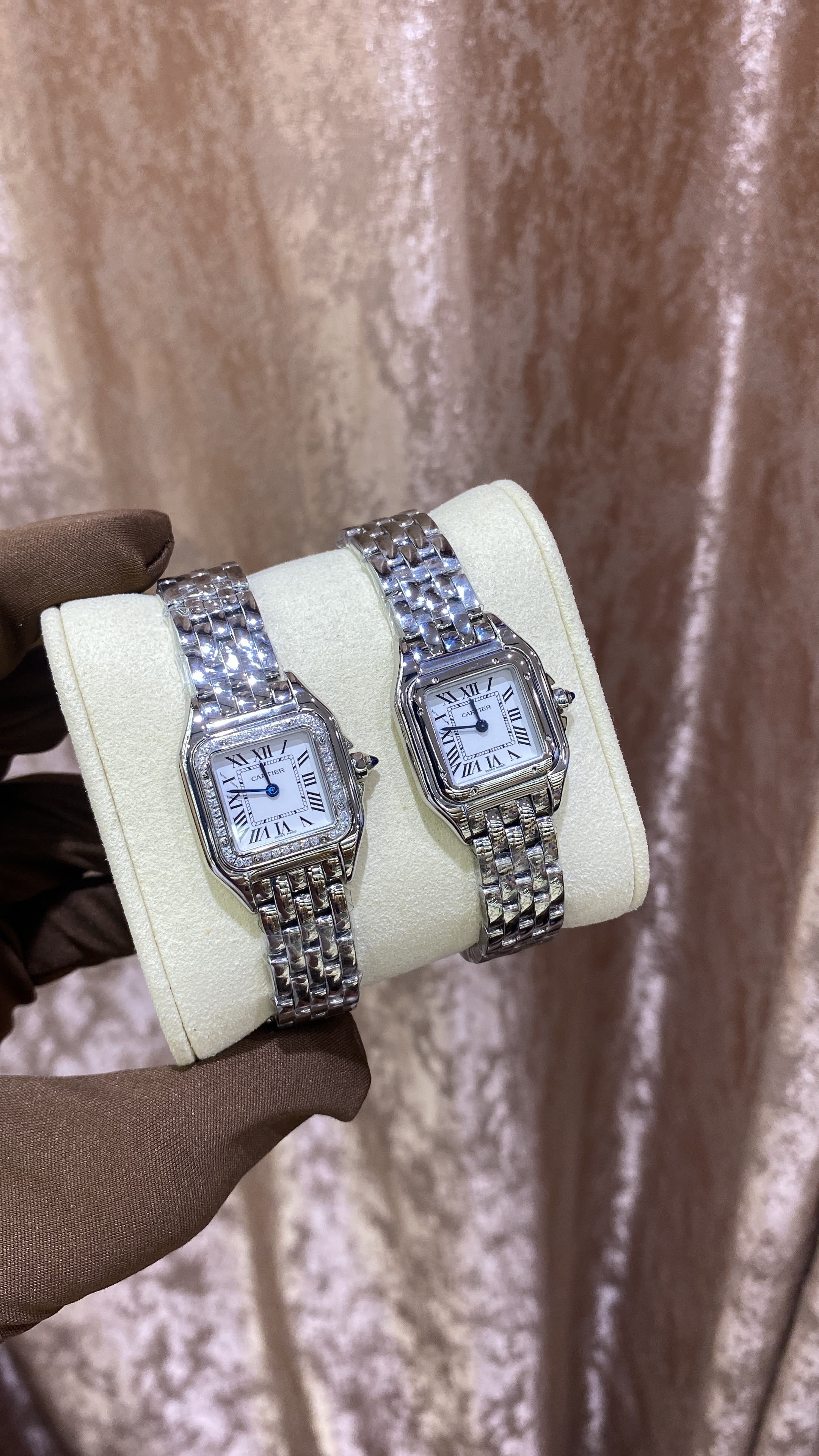 Montre Panthère de Cartier petit modèle